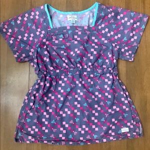 Women’s scrub top